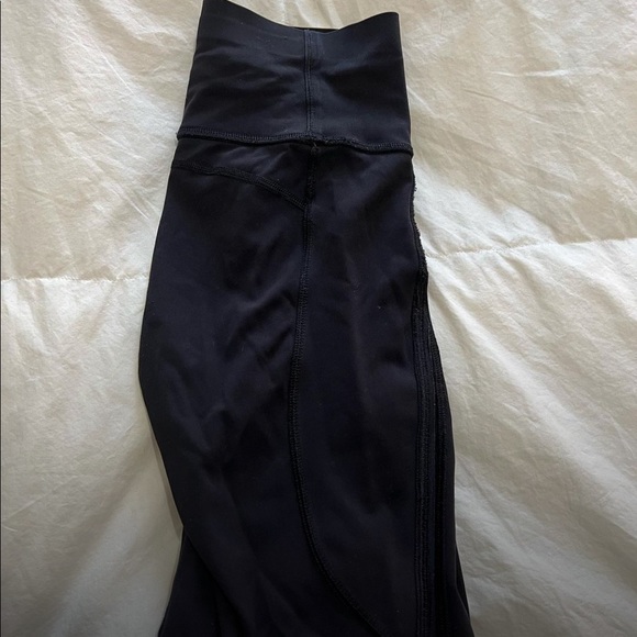 Worn,asking 40$ - Picture 1 of 3